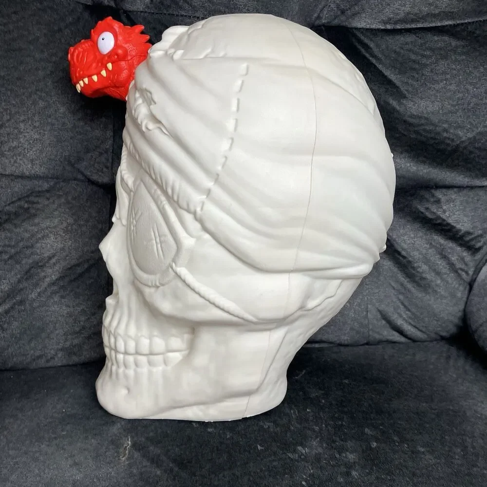 Zuru Large Halloween Plastic Skull And Dinosaur Lights & Sounds 12.5”x 9